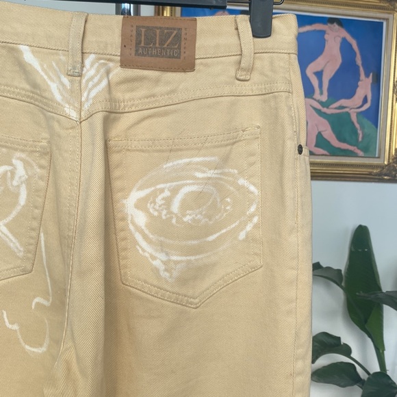 LIZ | Custom Denim Jeans - Picture 5 of 7